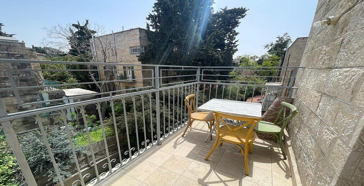 Beautiful apartment for sale Baka Jerusalem Real Estate T&T