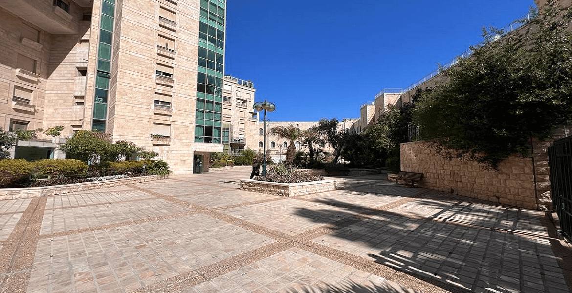 Most demanded apartment in Lev Rechavia Residence with facilities