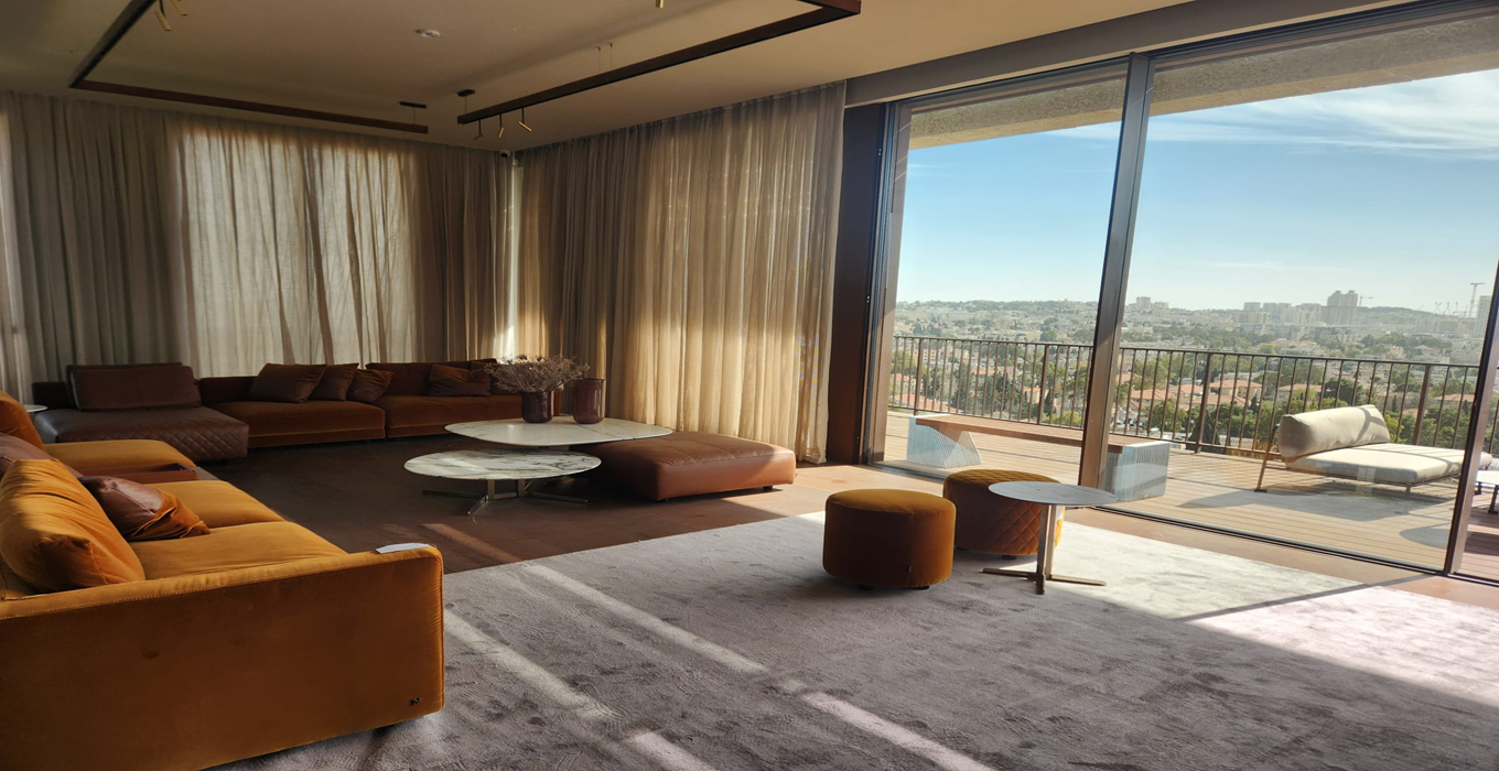 Trophy Penthouse With A Private Pool & Hotel Facilities For Rent ...